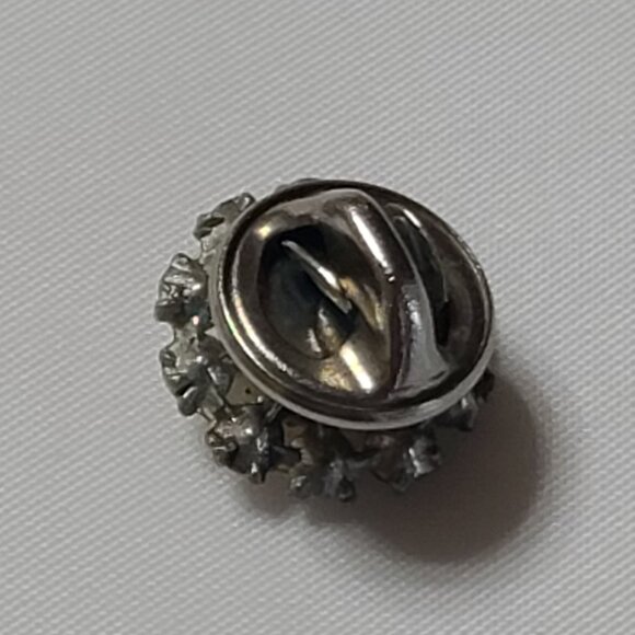 Vintage Rhinestone Clear Cluster Brooch Pin - Picture 3 of 8